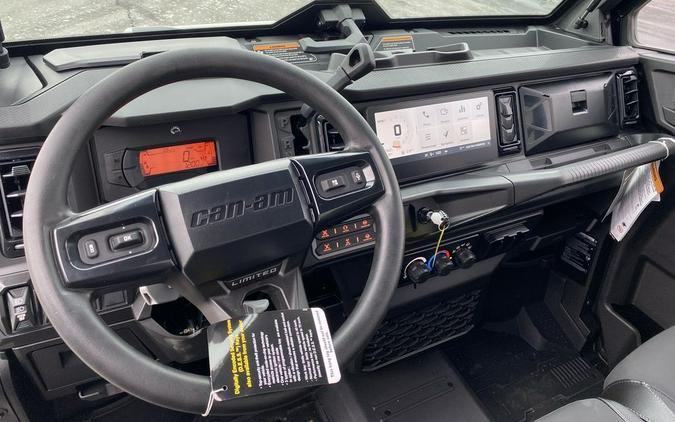 2026 Can-Am® Defender Limited HD11