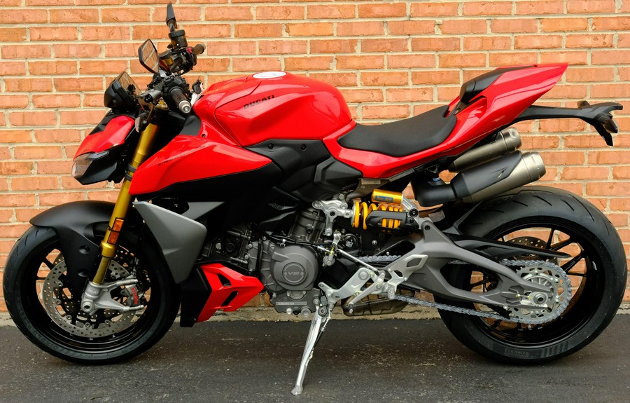 2025 Ducati Streetfighter V2