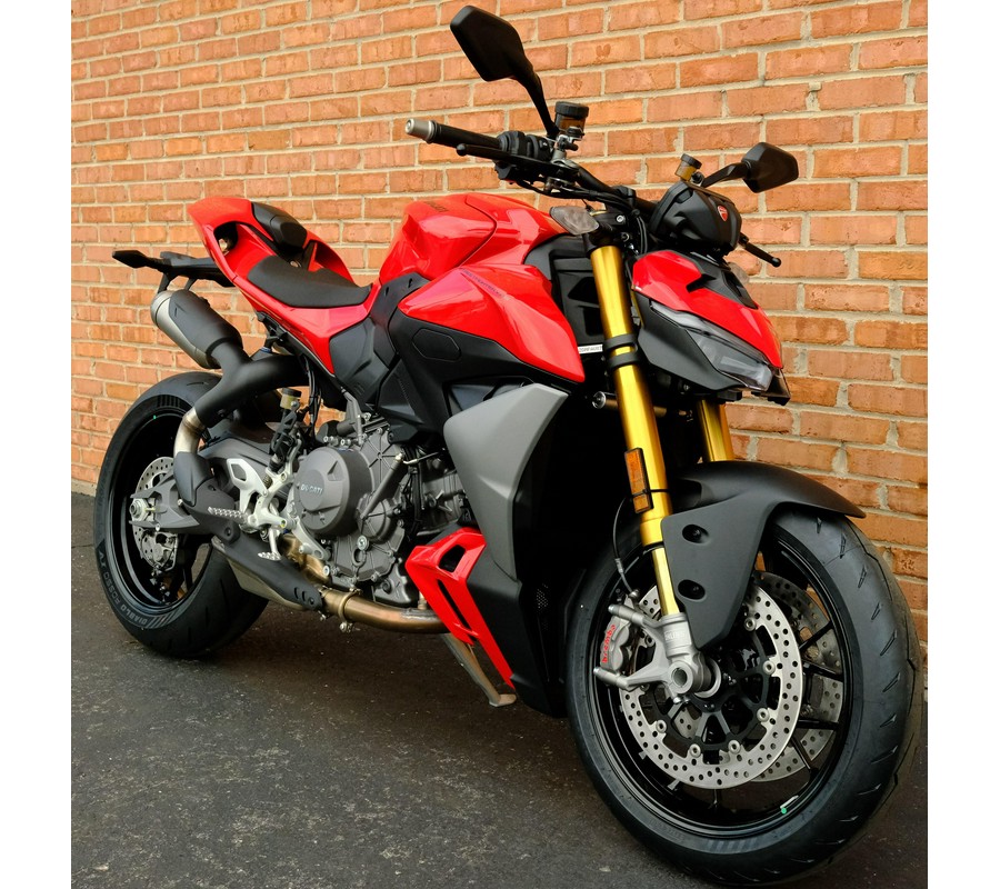 2025 Ducati Streetfighter V2