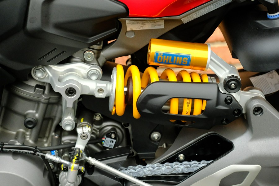 2025 Ducati Streetfighter V2