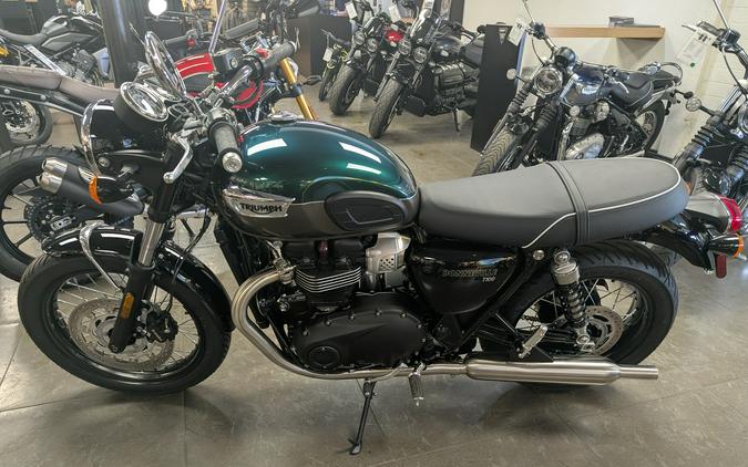 2025 Triumph Bonneville T100