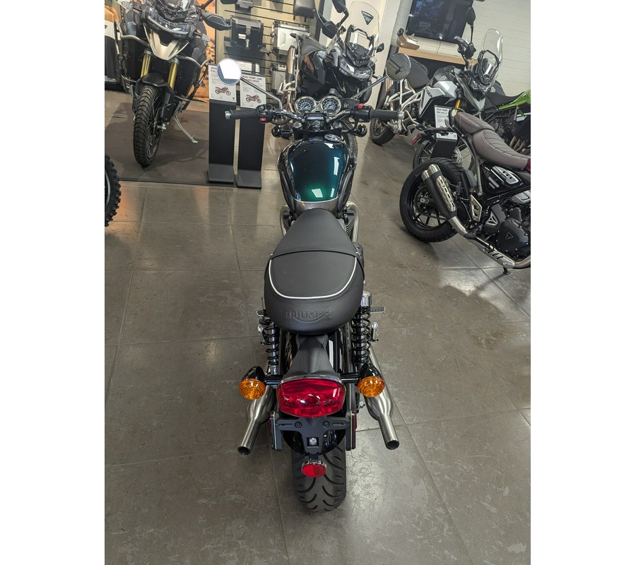 2025 Triumph Bonneville T100