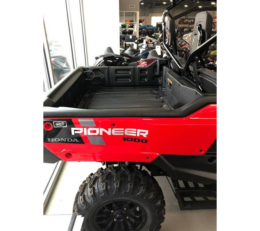 2023 Honda Pioneer 1000-6 Deluxe Crew