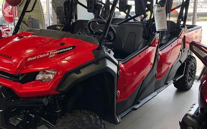 2023 Honda Pioneer 1000-6 Deluxe Crew