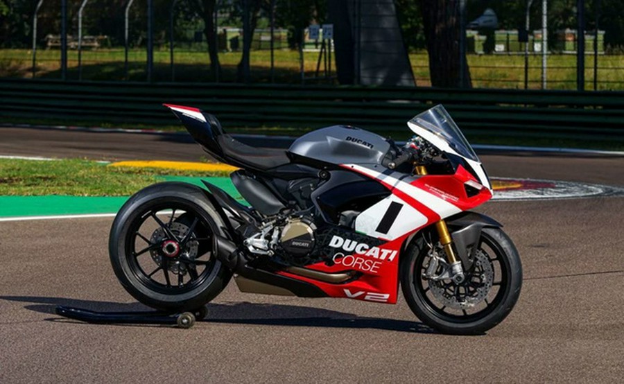 2025 Ducati Panigale V2 Superquadro Final Edition