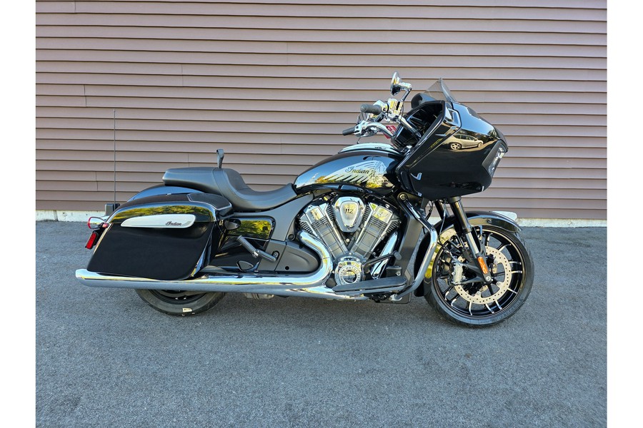 2025 Indian Motorcycle Challenger Limited 112 w PB Audio