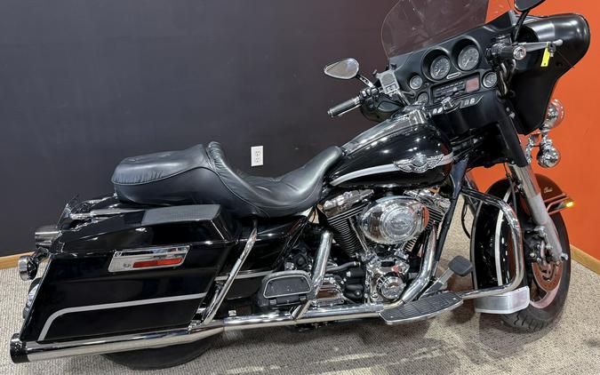 2003 Harley-Davidson® Electra Glide® Classic VIVID BLACK