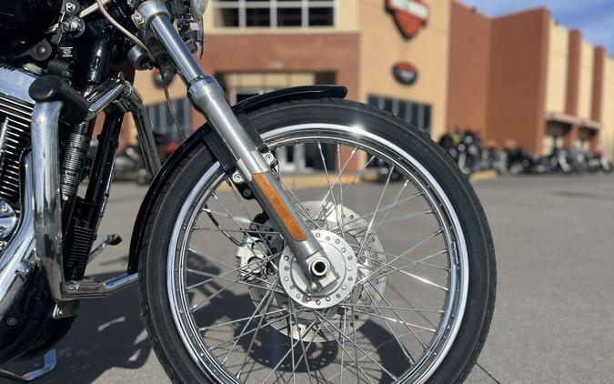 2009 Harley-Davidson® XL1200C, Custom BLACK