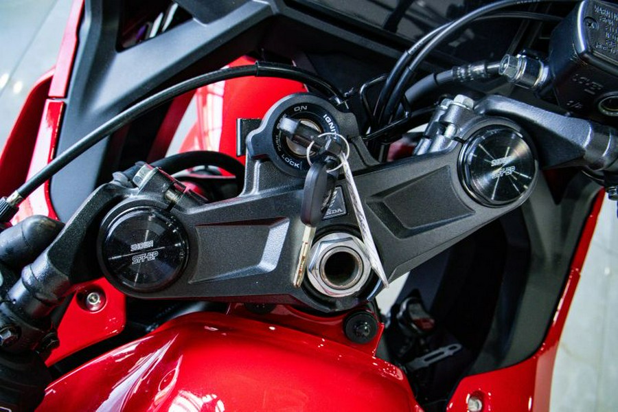 2025 Honda CBR500RA (ABS)