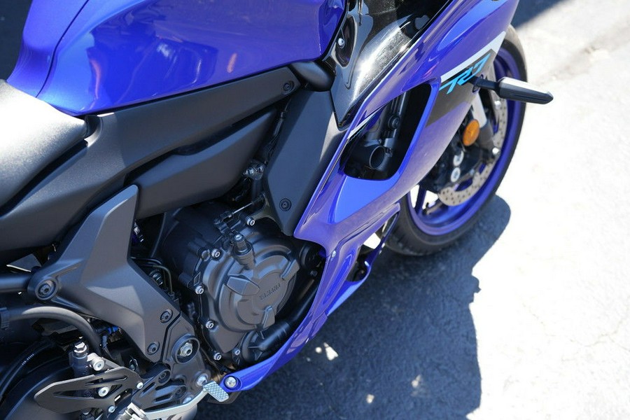 2025 Yamaha YZF-R7