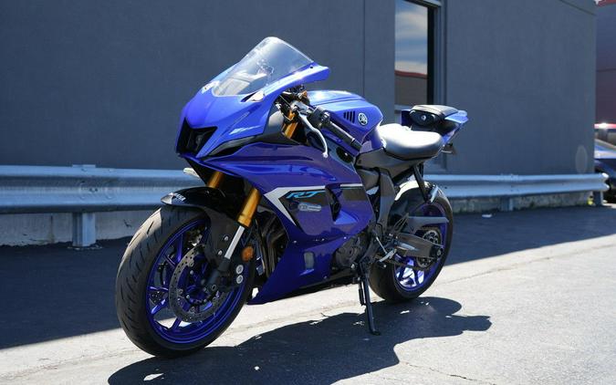 2025 Yamaha YZF-R7