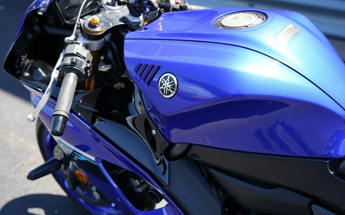2025 Yamaha YZF-R7