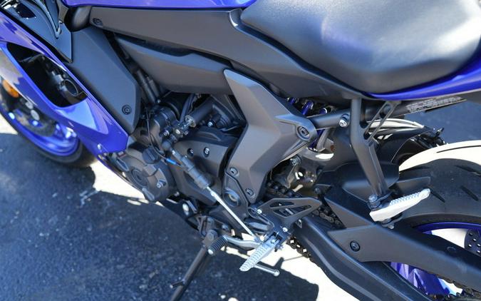2025 Yamaha YZF-R7