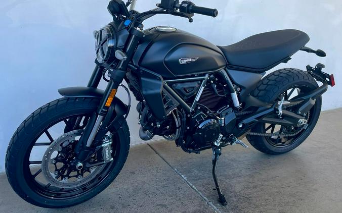 2027 Ducati SCRAMBLER ICON DARK