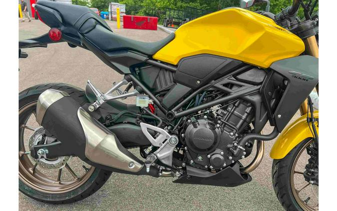 2024 Honda CB300RAR