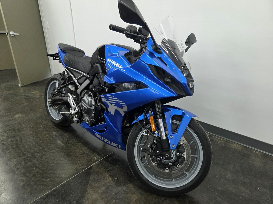 2024 Suzuki GSX-8R