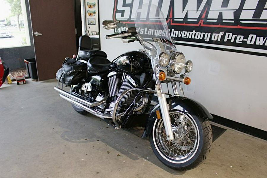 2001 Victory V92C Deluxe