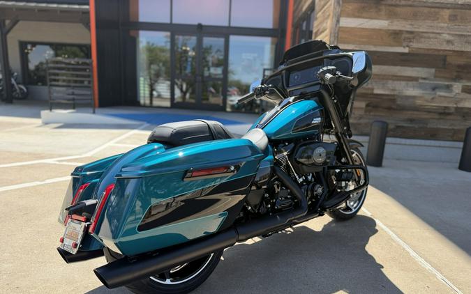 2026 Harley-Davidson® Street Glide® Teal Thunder / Vivid Black Black Trim