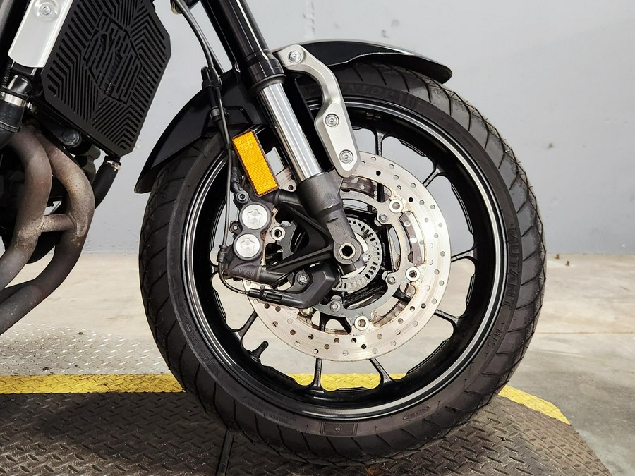2018 Yamaha XSR900