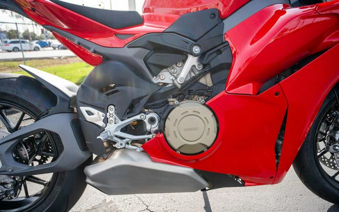 2025 Ducati Panigale V4
