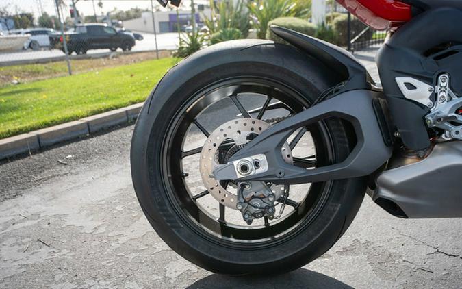 2025 Ducati Panigale V4