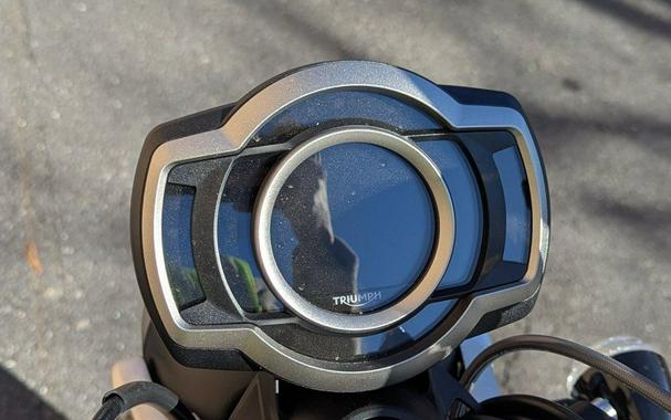 2026 Triumph Scrambler 1200 XE Matte khaki green