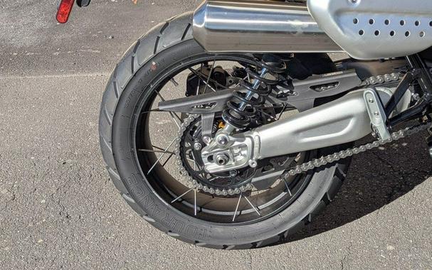 2026 Triumph Scrambler 1200 XE Matte khaki green