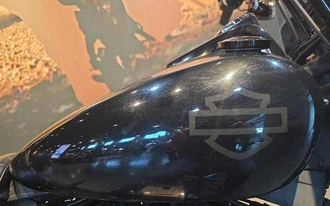 2019 Harley-Davidson® FXFBS - Softail® Fat Bob® 114