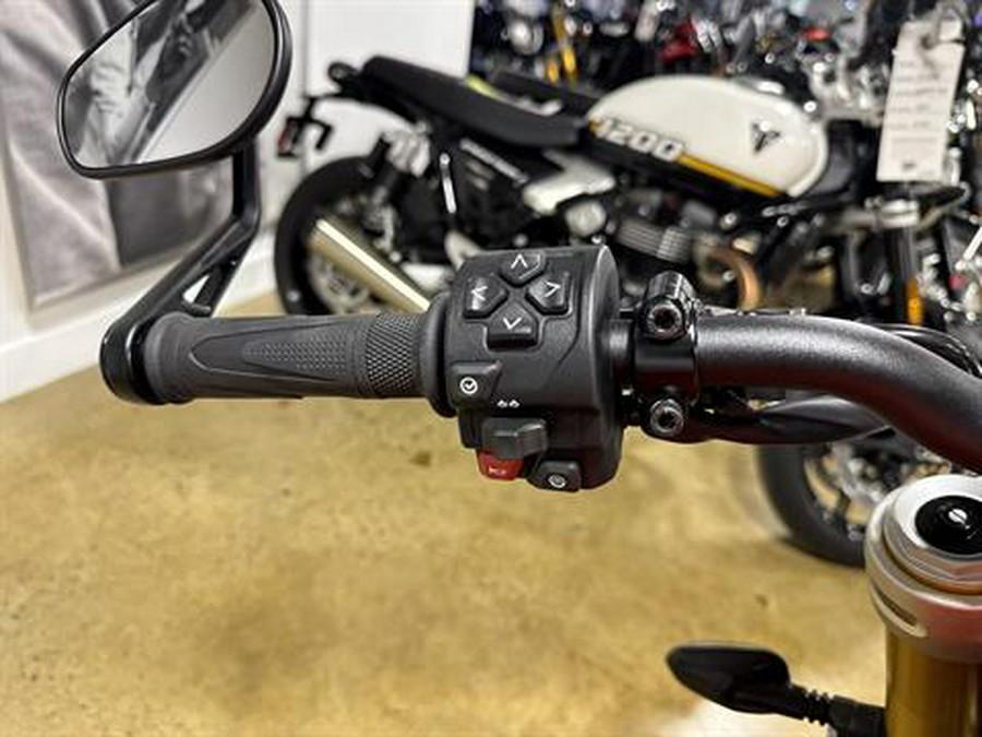 2025 Triumph Speed Twin 1200 RS