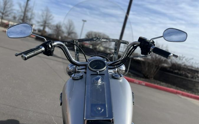 2003 Harley-Davidson® FLHRCI Road King® Classic SILVER