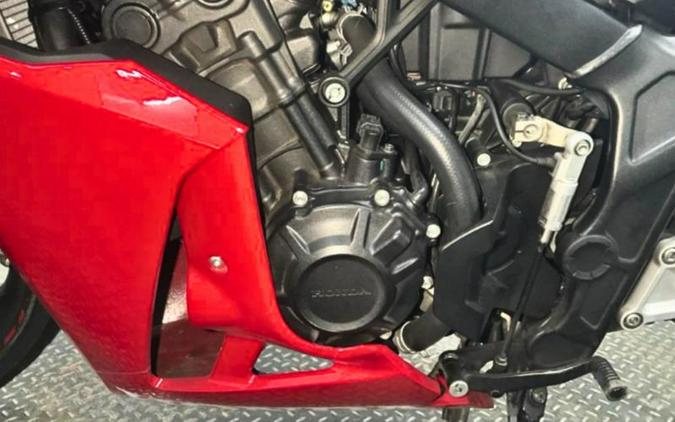 2025 Honda CBR650RAC E-Clutch