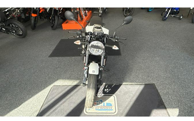 2023 Husqvarna Motorcycles VITPILEN 401