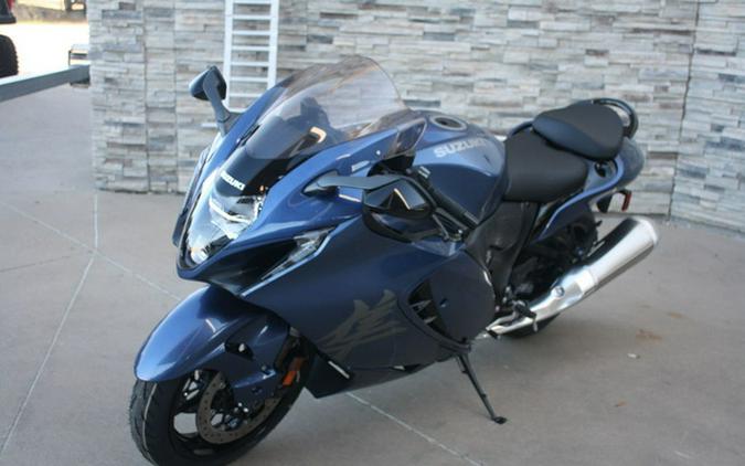 2027 Suzuki GSX1300RRZM7