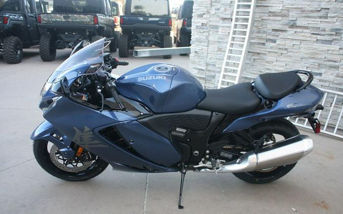 2027 Suzuki GSX1300RRZM7