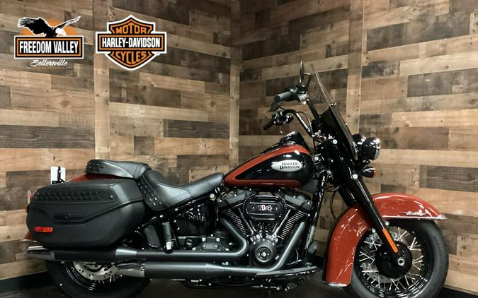 2024 Harley-Davidson Heritage Classic Red Rock / Vivid Black FLHCS