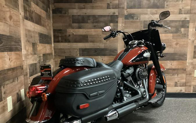 2024 Harley-Davidson Heritage Classic Red Rock / Vivid Black FLHCS