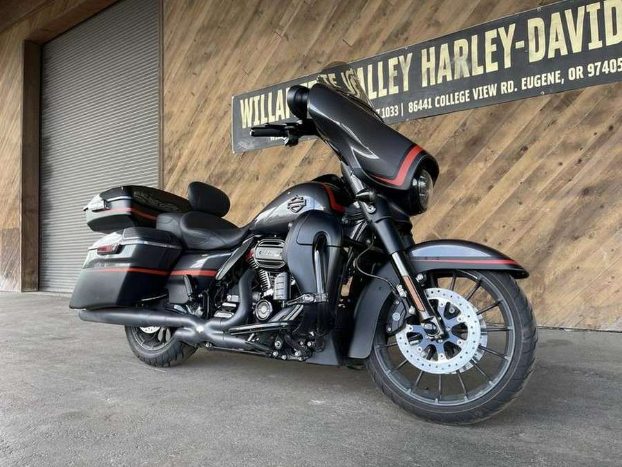 2018 Harley-Davidson® FLHXSE - CVO™ Street Glide®