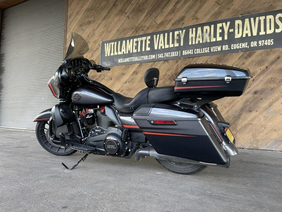 2018 Harley-Davidson® FLHXSE - CVO™ Street Glide®