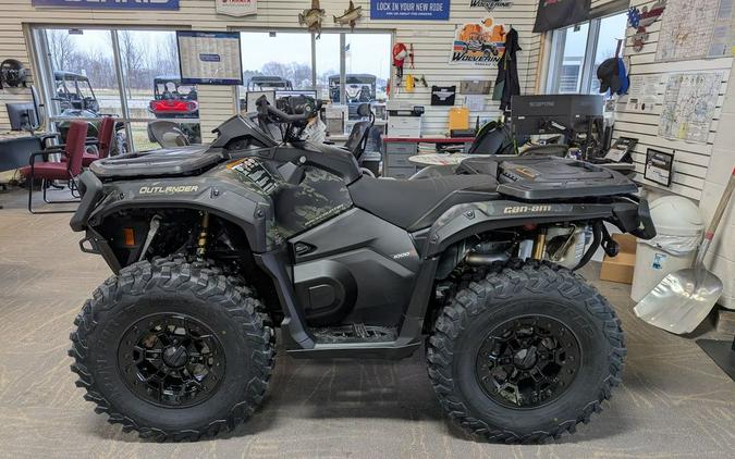 2026 Can-Am® Outlander Backcountry 1000R Multicam Dark Camo