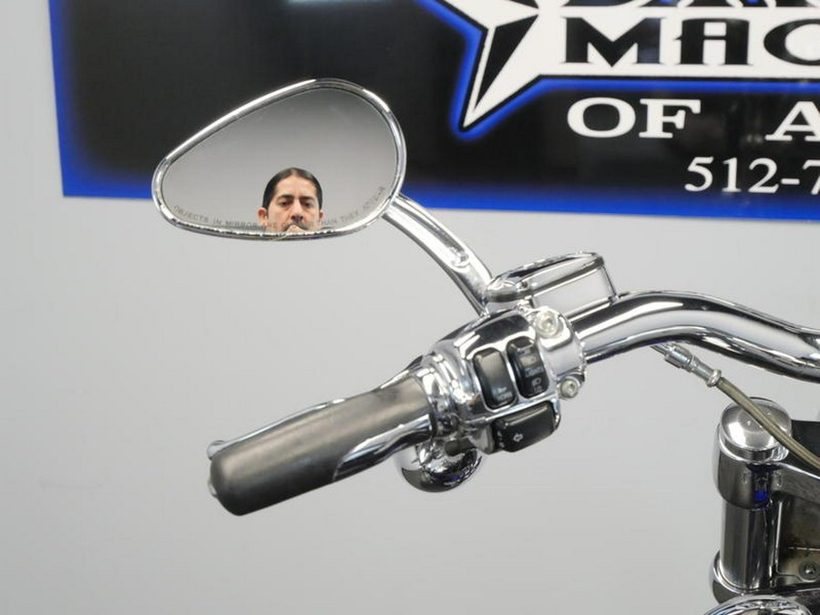 2004 Harley-Davidson® FXSTD - Screamin' Eagle Softail® Deuce CVO