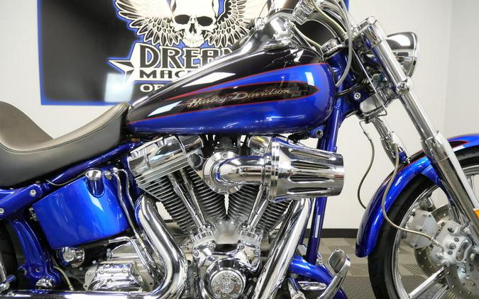 2004 Harley-Davidson® FXSTD - Screamin' Eagle Softail® Deuce CVO