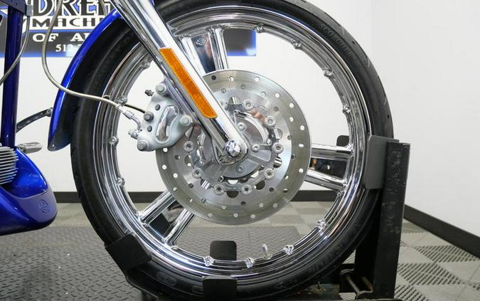 2004 Harley-Davidson® FXSTD - Screamin' Eagle Softail® Deuce CVO