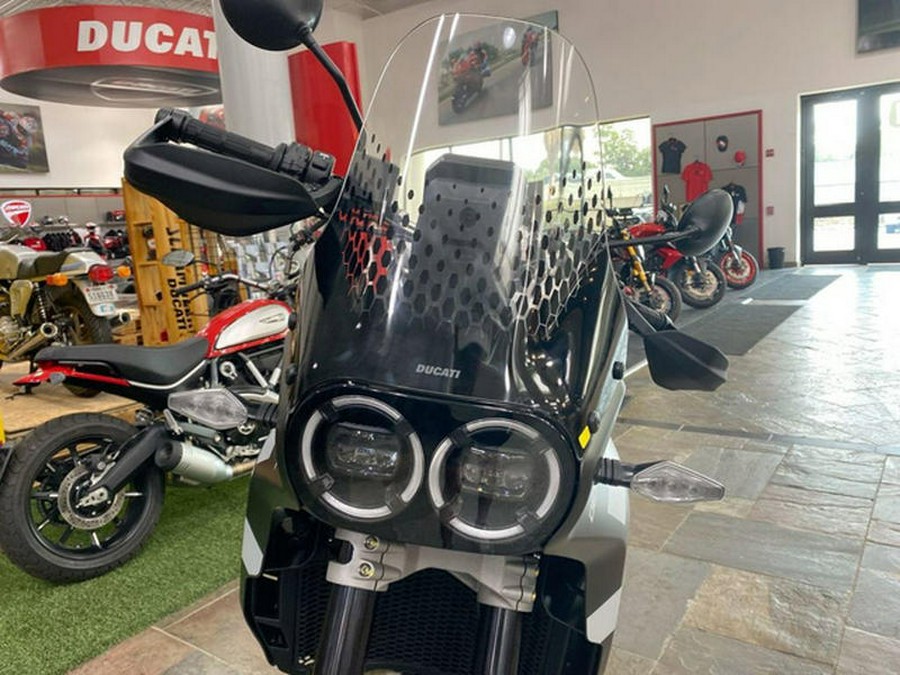 2024 Ducati DesertX R22 Livery