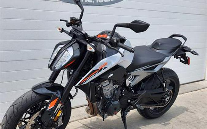 2024 KTM 790 Duke