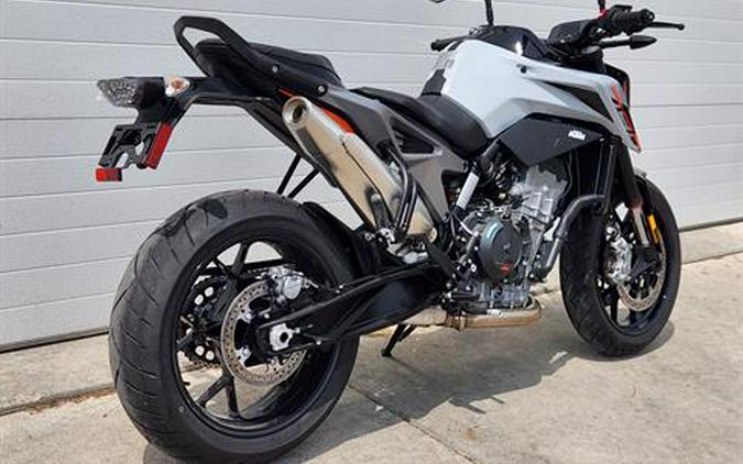 2024 KTM 790 Duke