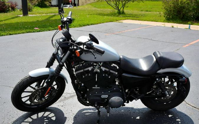 2015 Harley-Davidson® XL883N - Sportster® Iron 883™