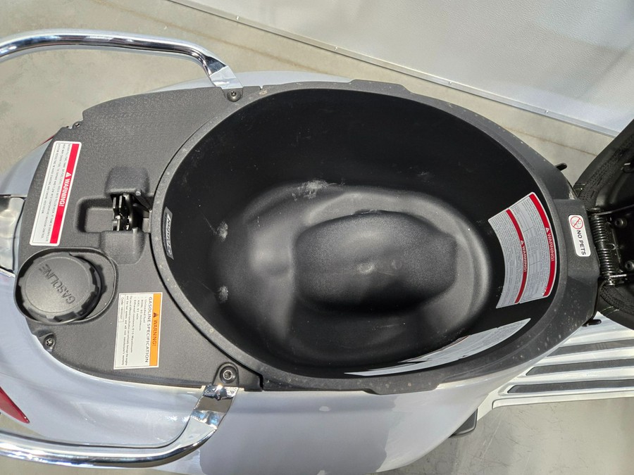 2025 Vespa Primavera 150 Tech
