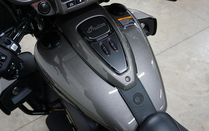 2025 Indian Motorcycle® Roadmaster® Dark Horse® w/Powerband Audio Heavy Metal