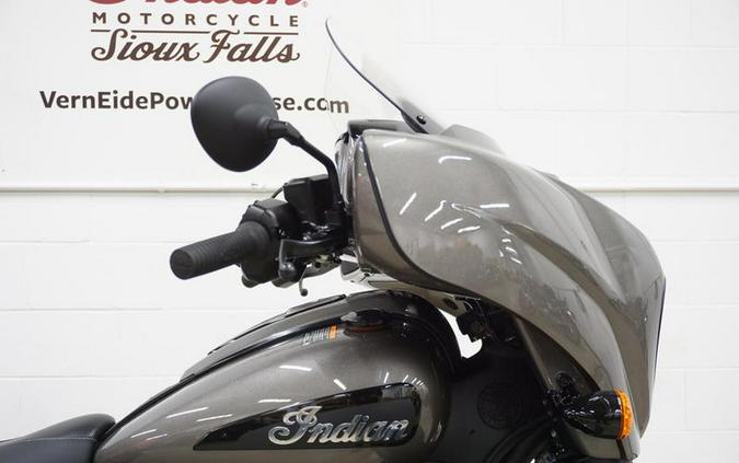 2025 Indian Motorcycle® Roadmaster® Dark Horse® w/Powerband Audio Heavy Metal