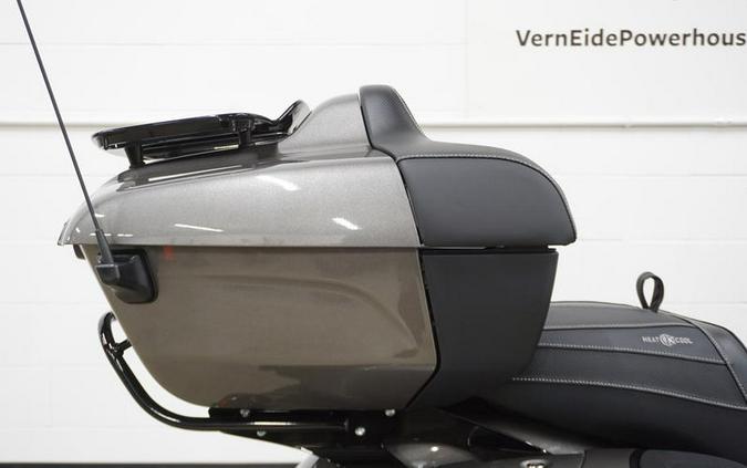 2025 Indian Motorcycle® Roadmaster® Dark Horse® w/Powerband Audio Heavy Metal